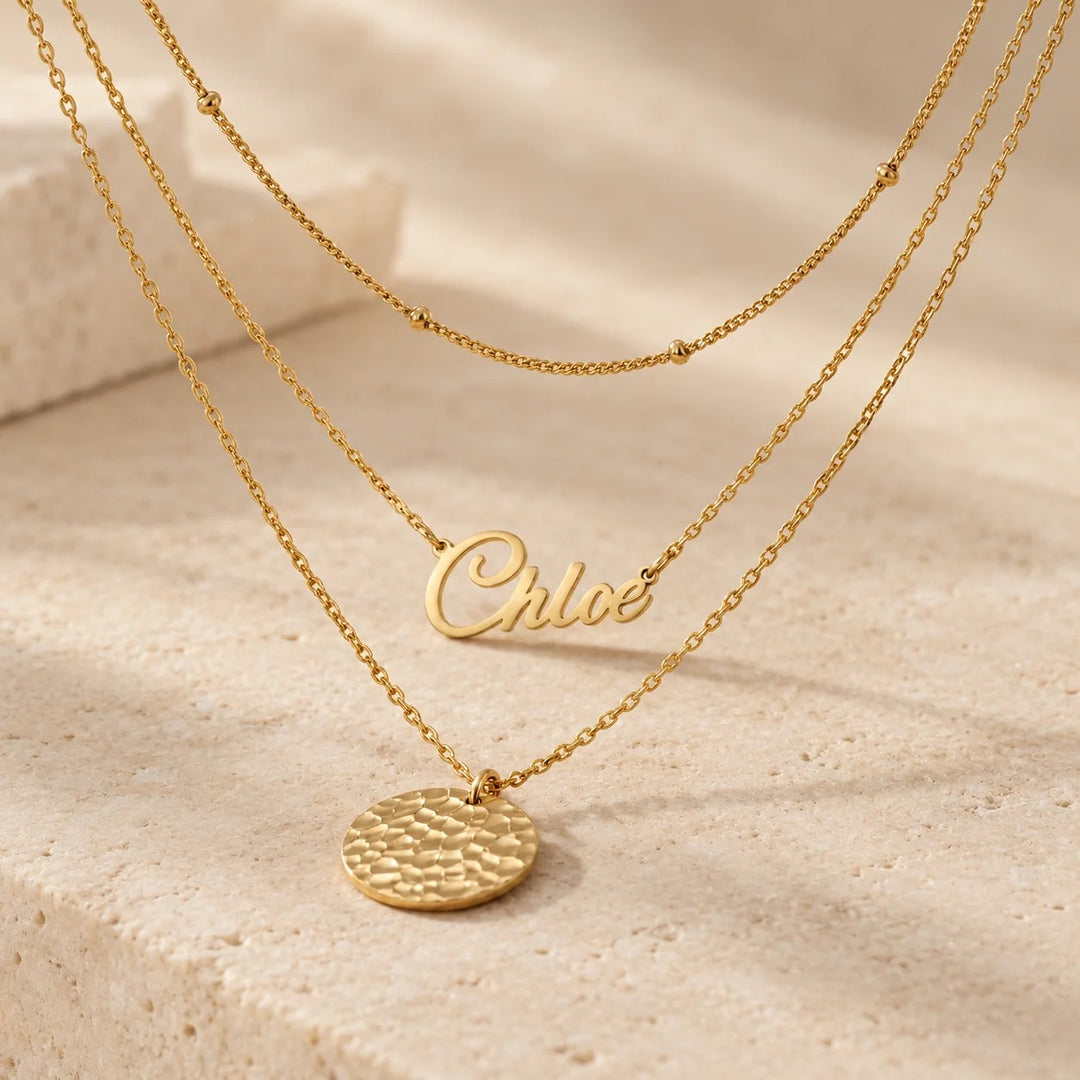 FIRST NAME NECKLACE & MEDAL