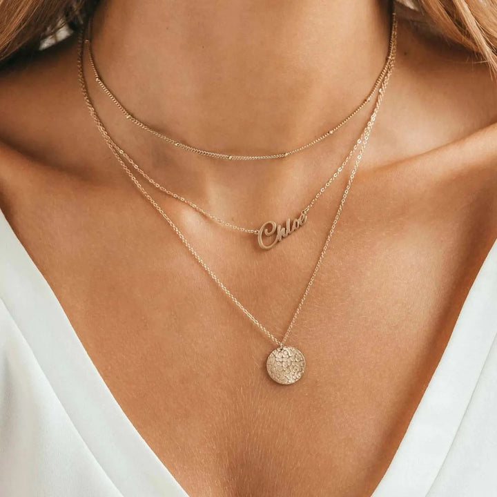 FIRST NAME NECKLACE & MEDAL
