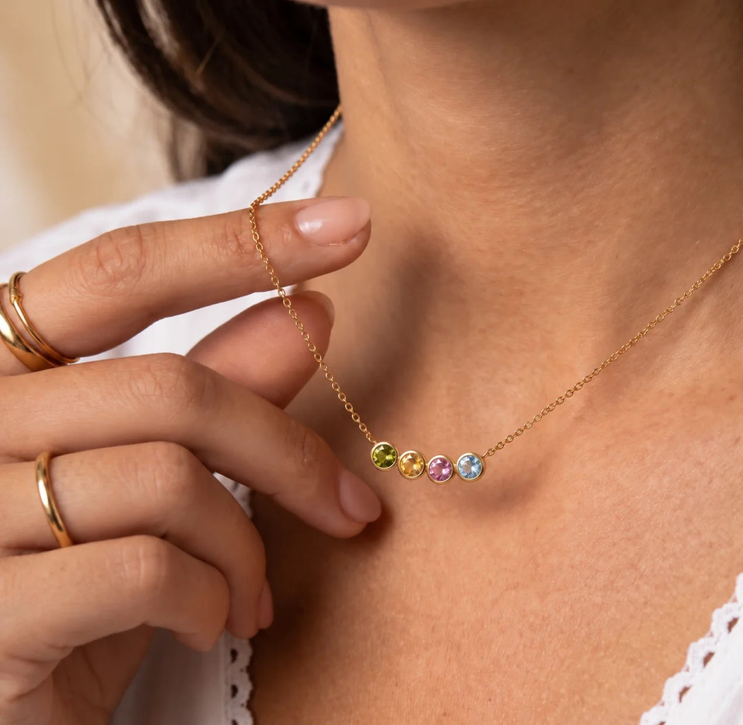 COLLIER AVEC PIERRE DE NAISSANCE