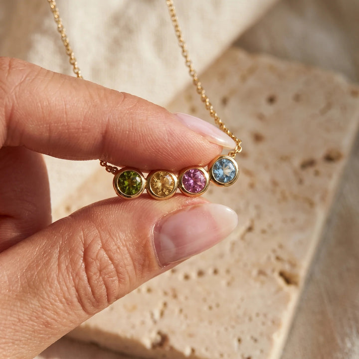 COLLIER AVEC PIERRE DE NAISSANCE