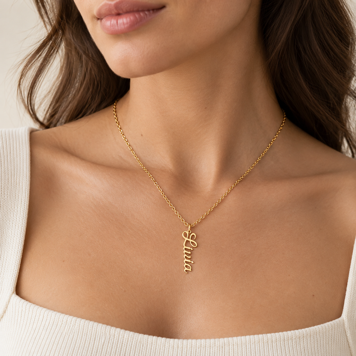 COLLIER NOM VERTICAL